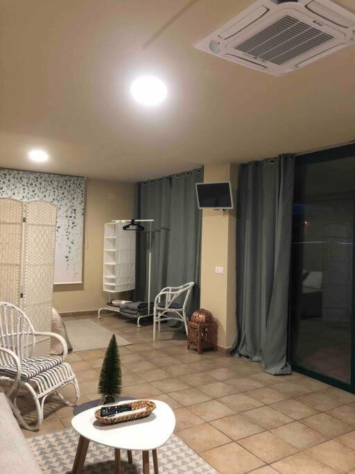 Apartment Con Piscina En Alicante, *